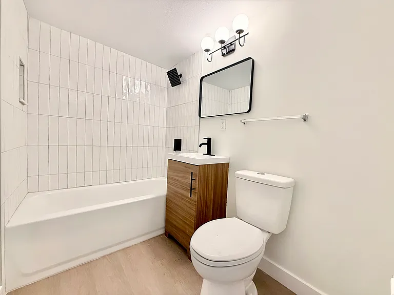 1132 S 33rd St #4 — Photo 17