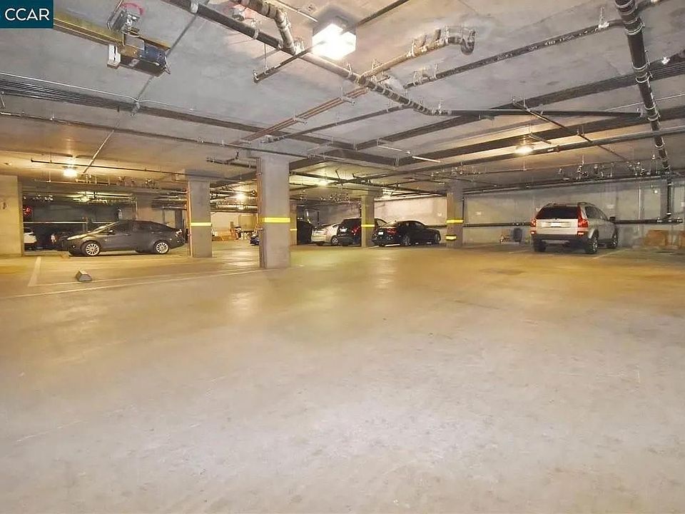 1st image of 1310 Creekside Dr #0