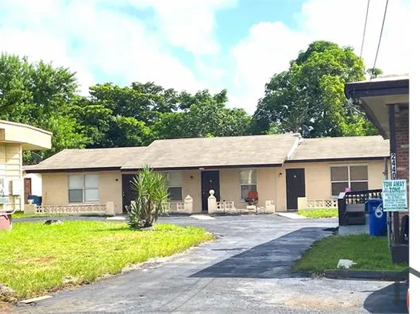 2424 NW 21st St #5, Fort Lauderdale, FL 33311