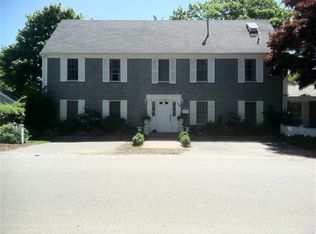 114 Spring St, Hyannis, MA 02601