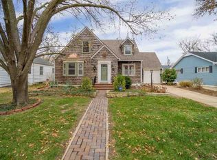 151 S Pinecrest Ave, Wichita, KS 67218