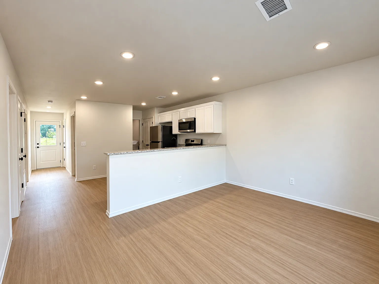 2596 Center Street — Photo 2