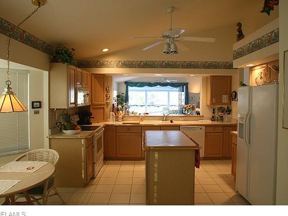 3rd image of 3528 Windjammer Cir APT 304