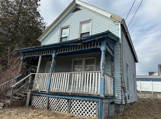 3 Hopkins St, Rutland, VT 05701