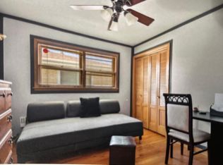 2220 S Chestnut St, Des Plaines, IL 60018