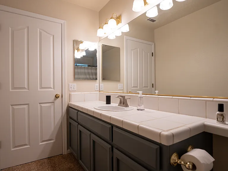 2930 Panorama Dr — Photo 15