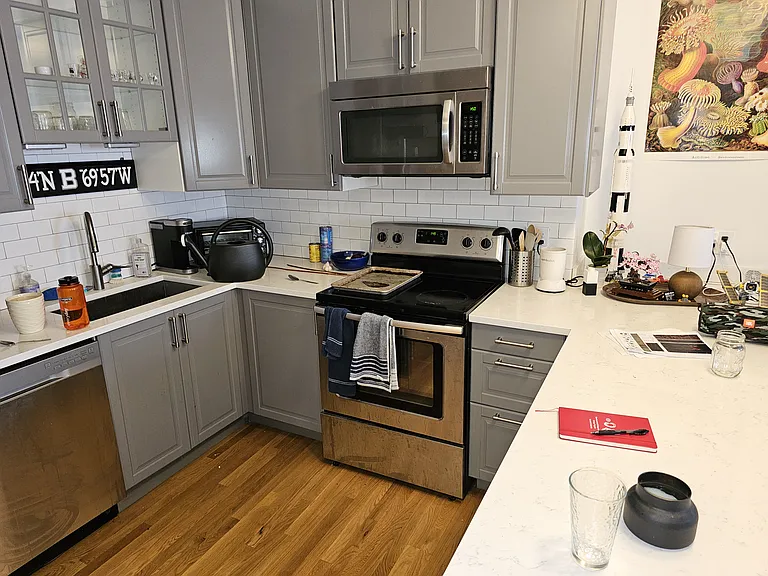 922 Beacon St #23P — Photo 6