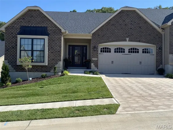 534 Ridge Top Ct, Eureka, MO 63025