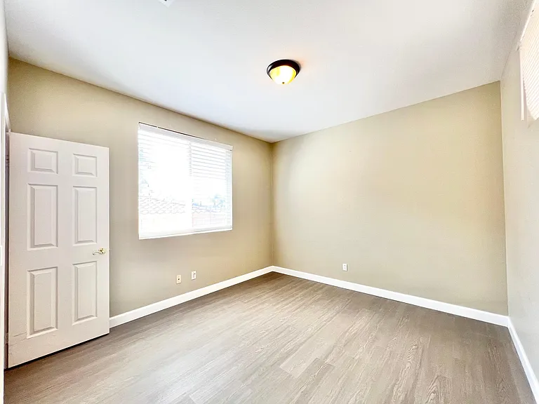 5003 Sterling Grove Ln — Photo 21