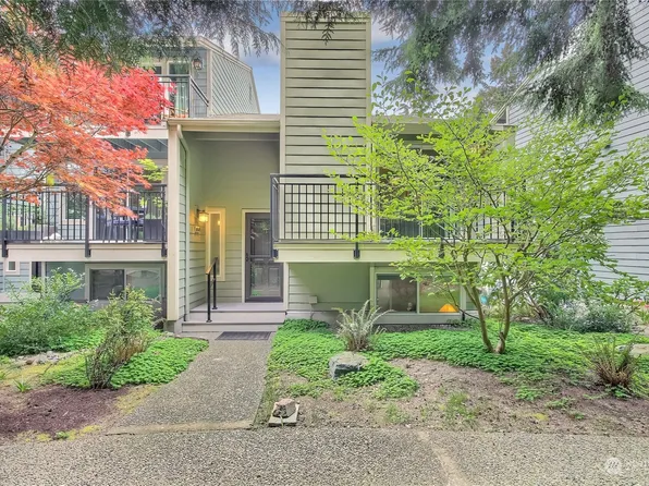840 N 161st Place #55, Shoreline, WA 98133