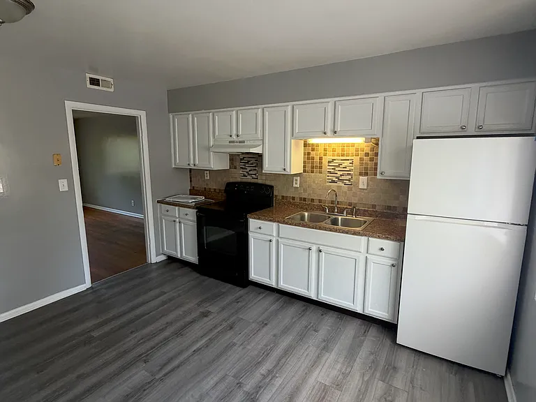 5925 Devington Rd #6 — Photo 4