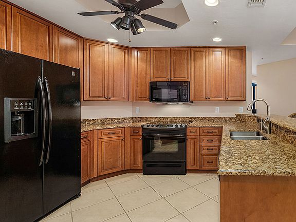 4th image of 5781 Cape Harbour Dr APT 501