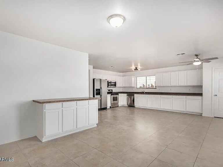 11836 W Rosewood Dr — Photo 6