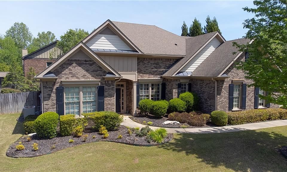 1st image of 5005 Moss Creek Dr