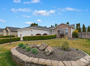 3711 W Angelica Dr, Meridian, ID 83646