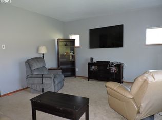 1703 Conklin Ln, Cove, OR 97824