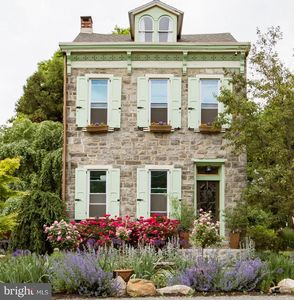 2571 Hill Rd, Reading, PA, 19606