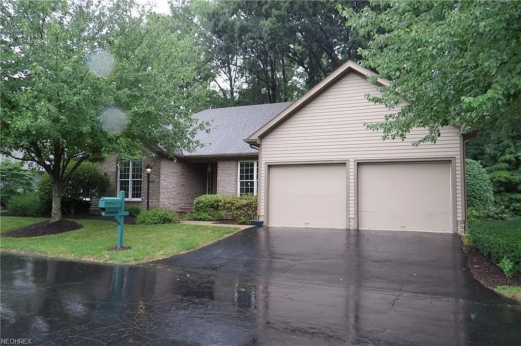 12 Masters Ct NE photo 1