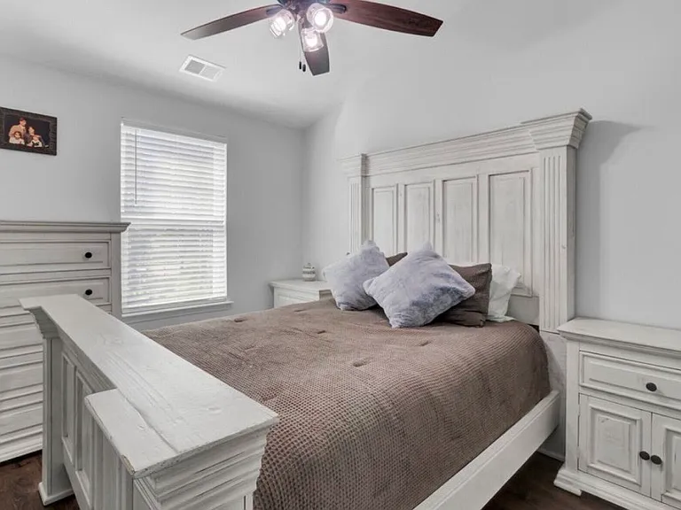 621 Hilchot Dr — Photo 14
