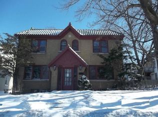 424 11th St, Rockford, IL 61104