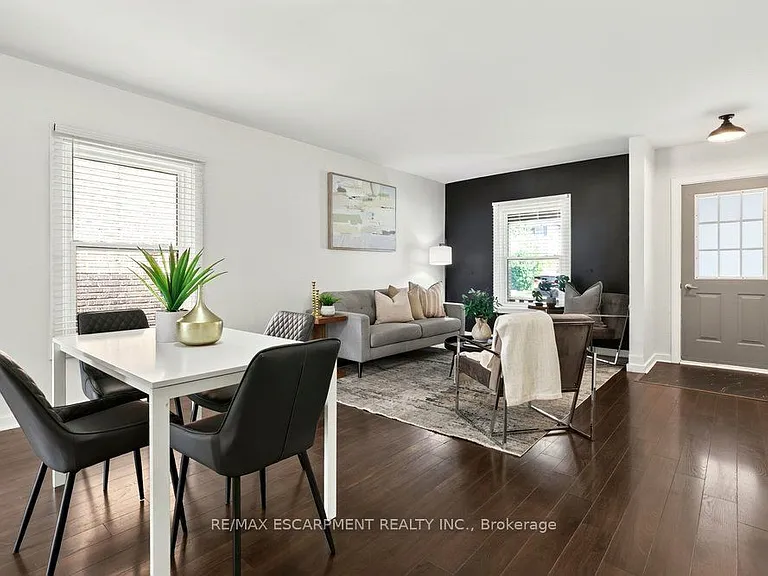 253 Marlborough St — Photo 3