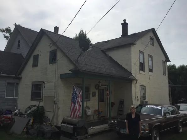 1120 W 7th St, Davenport, IA 52802