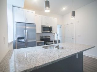 1829 N 33rd St FLOOR 3, Philadelphia, PA 19121