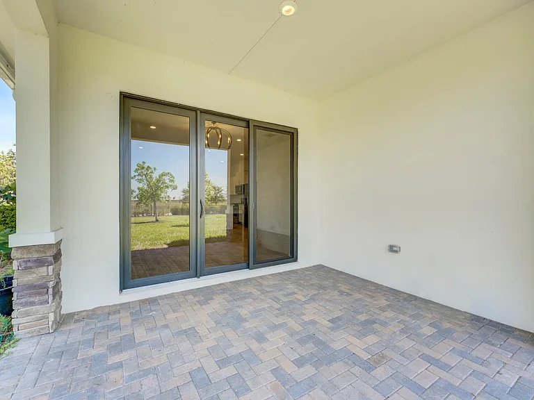 19708 Weathervane Way — Photo 28