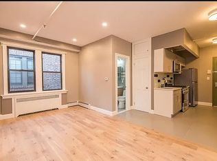 45-42 44th St #2R, Sunnyside, NY 11104