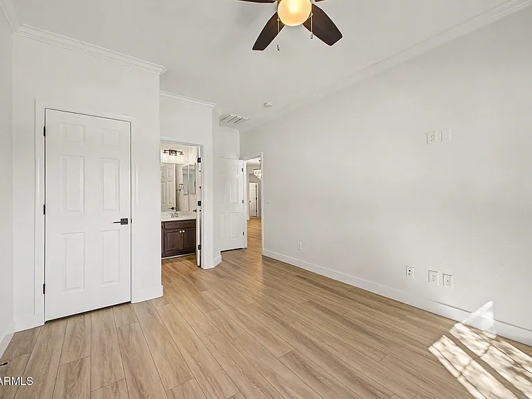 3341 N 31st St — Photo 26