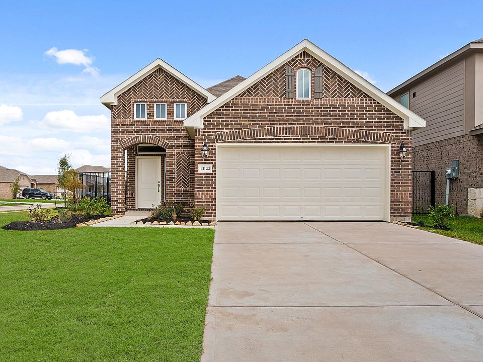 1st image of 13122 Leisure Cove Dr
