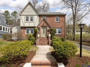 236 Beverly Rd, Brookline, MA 02467