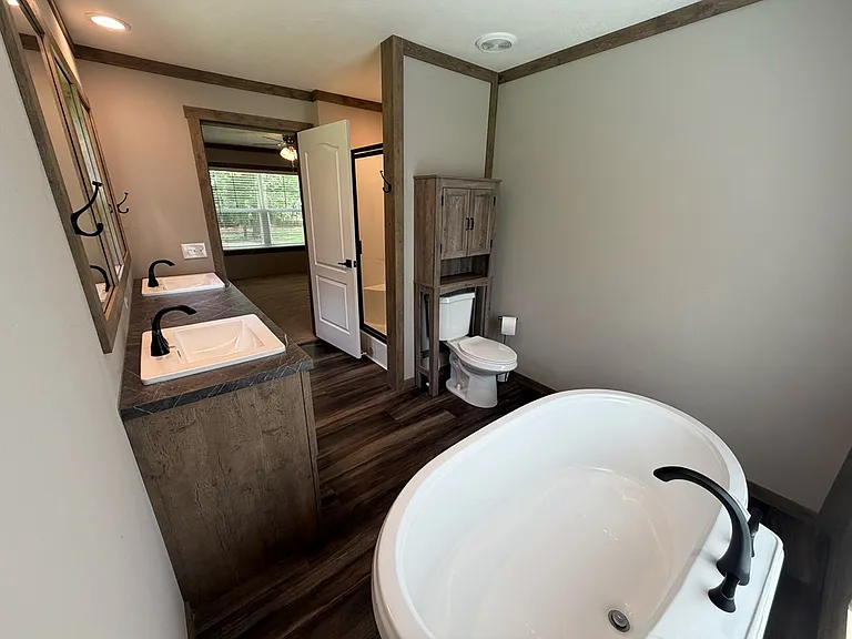 4728 County Road 82 — Photo 12