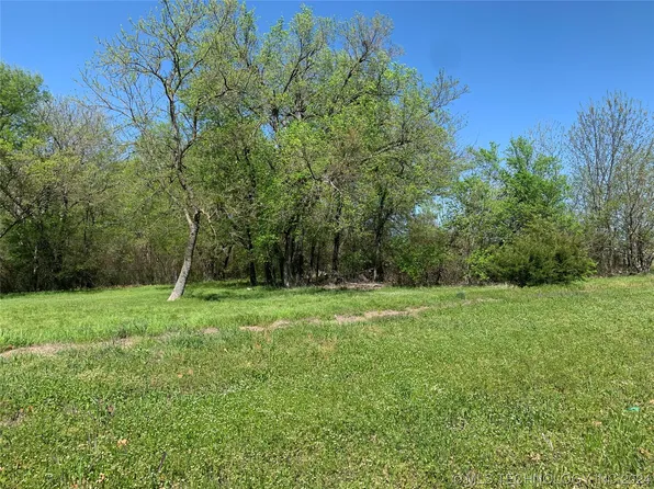 N Severs St, Okmulgee, OK 74447