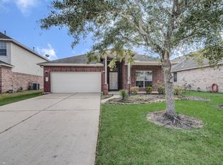 10814 Pine Meadows Blvd, Baytown, TX 77523