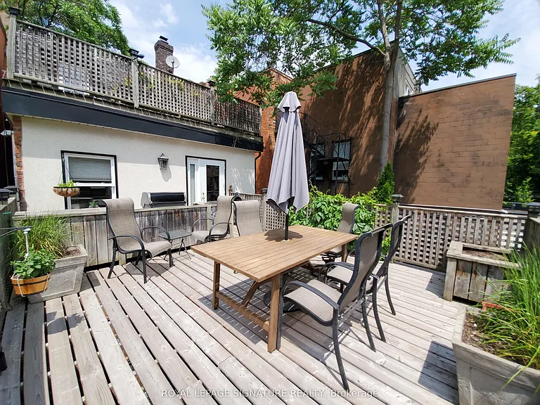 47 Gloucester St #UPPER — Photo 15