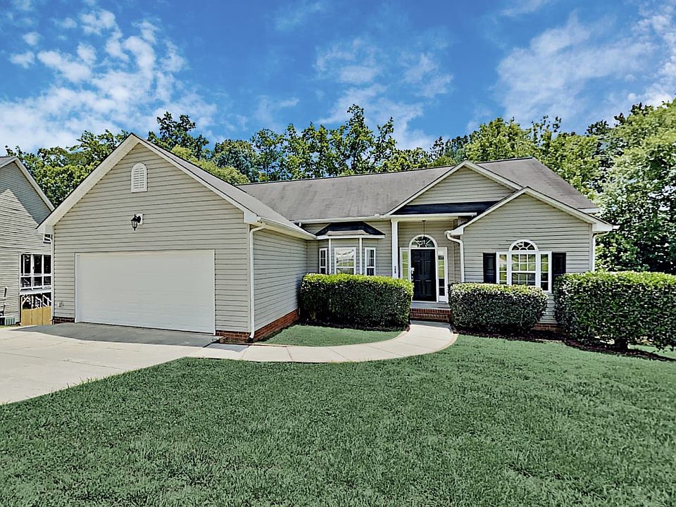1st image of 129 Deerfield Dr