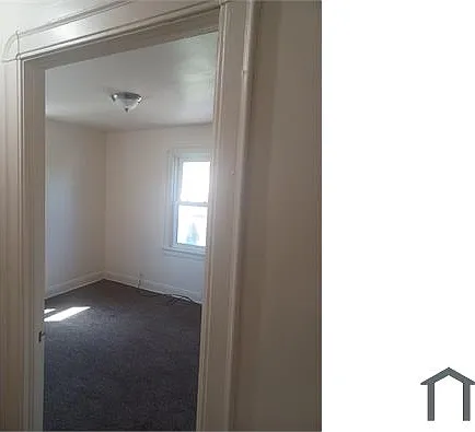 16317 Throckley Ave — Photo 5