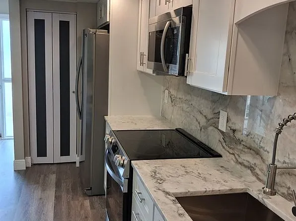 433 S Paula Dr APT 21, Dunedin, FL 34698