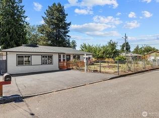 22605 105th Ave SE, Kent, WA