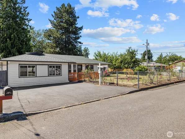 22605 105th Avenue SE, Kent, WA 98031