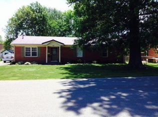 111 W Court St, Lawrenceburg, KY 40342