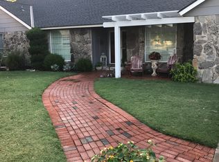 11516 Buckingham Ct, Yukon, OK 73099