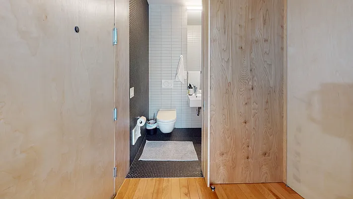 Rented by Bond New York | media 11