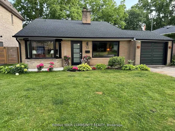 70 Bedford Park Ave #2, Richmond Hill, ON L4C 2N8