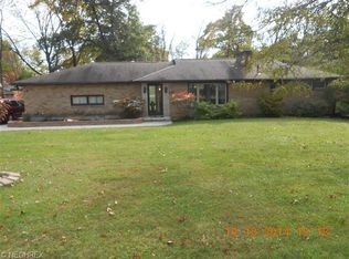 822 Linda St SW, North Canton, OH 44720