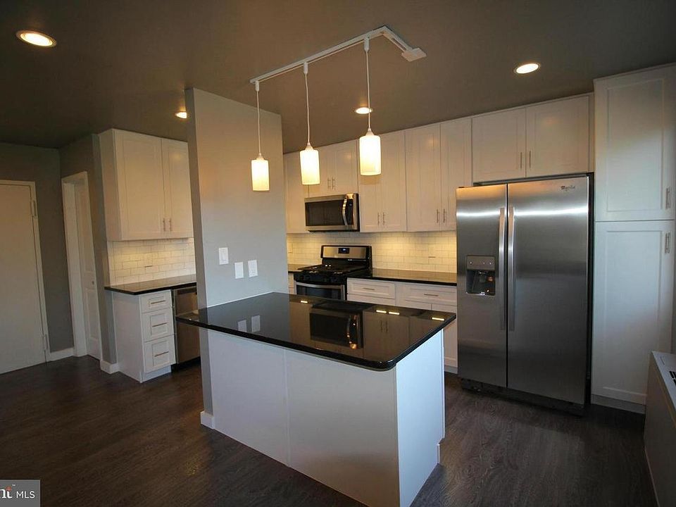 1st image of 3515 Washington Blvd APT 205