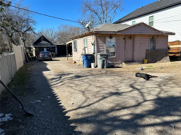 557 Rayenell Ave, Dallas, TX 75217