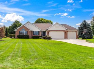 60832 Clover Ridge Ct, Elkhart, IN 46517