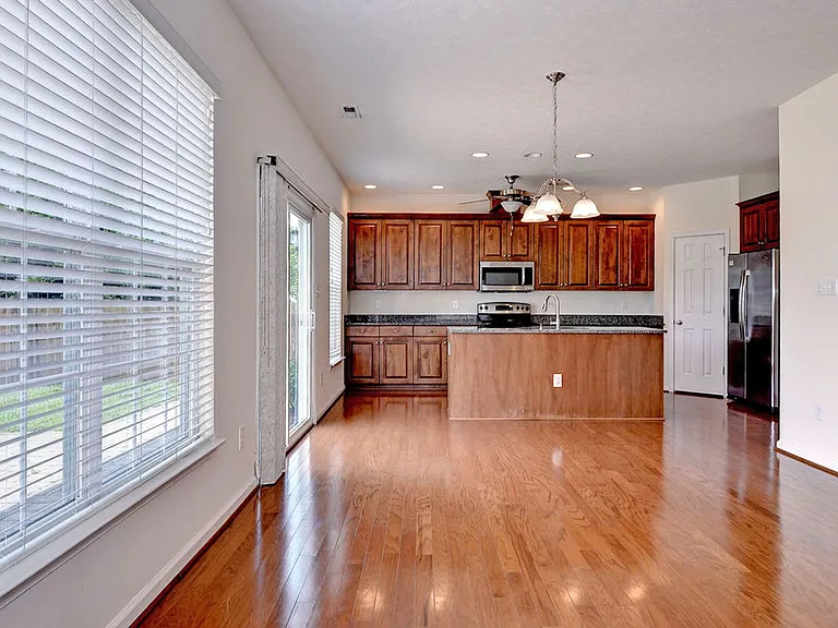 4688 Yeardley Loop — Photo 11
